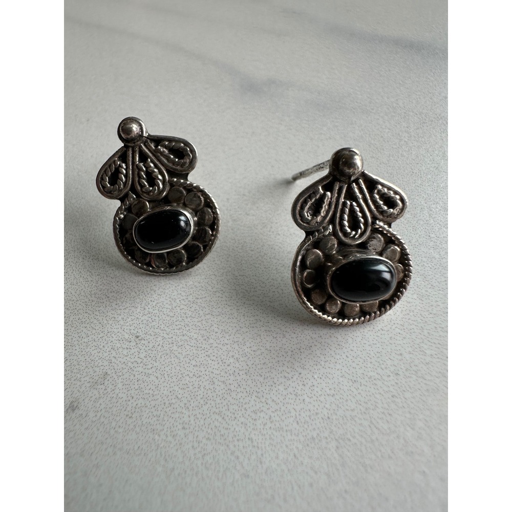 Vintage Sterling Silver Black Onyx Filigree Stud Earrings Gothic Ornate 3.4g